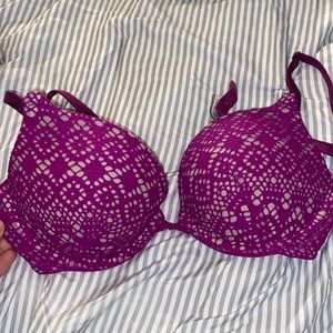 Victoria’s Secret pink push up bra
